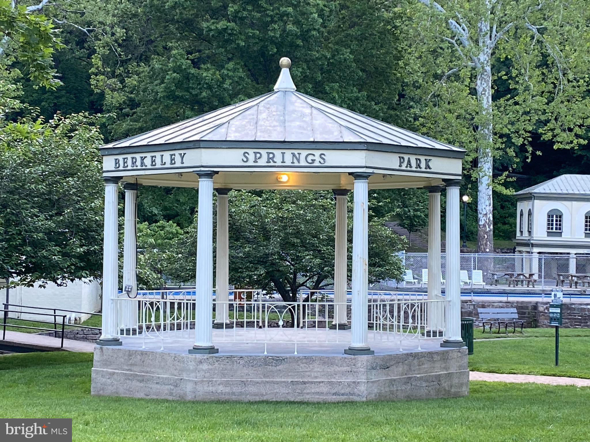 COOLFONT MOUNTAINSIDE - Land