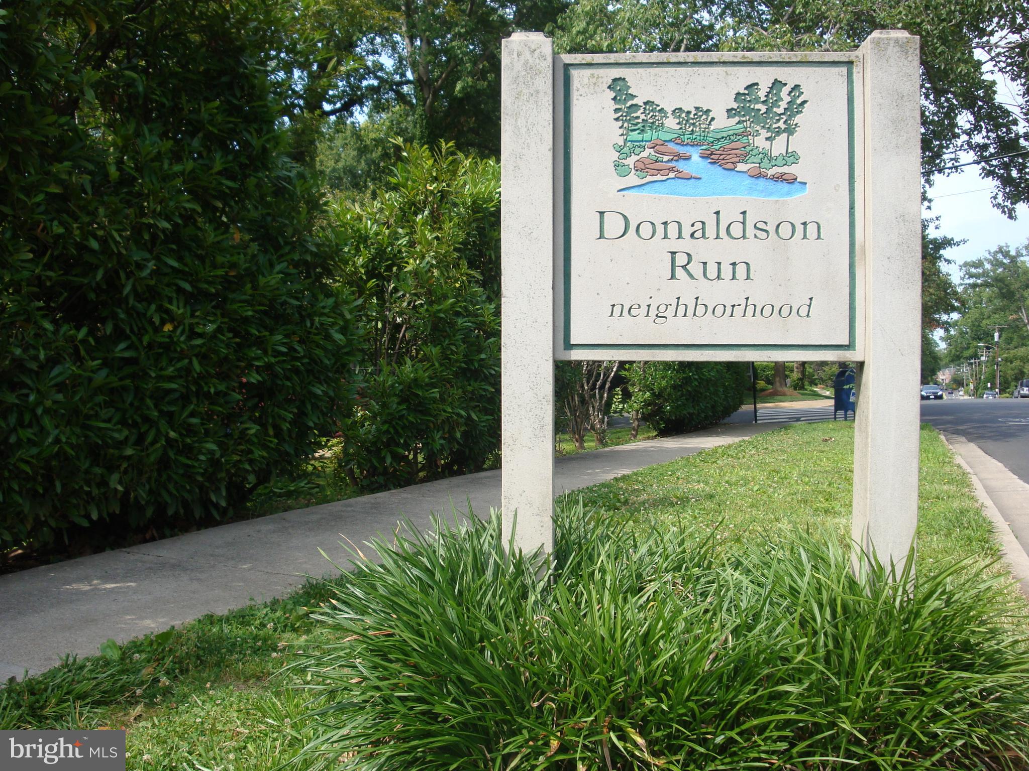 LEE HEIGHTS - Residential