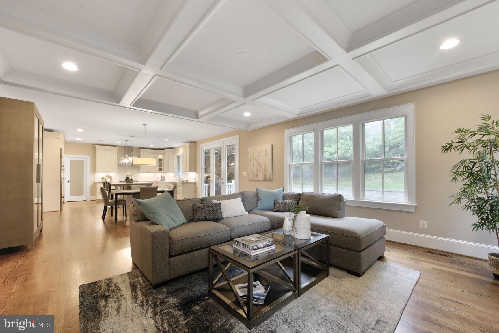 LEE HEIGHTS - Residential