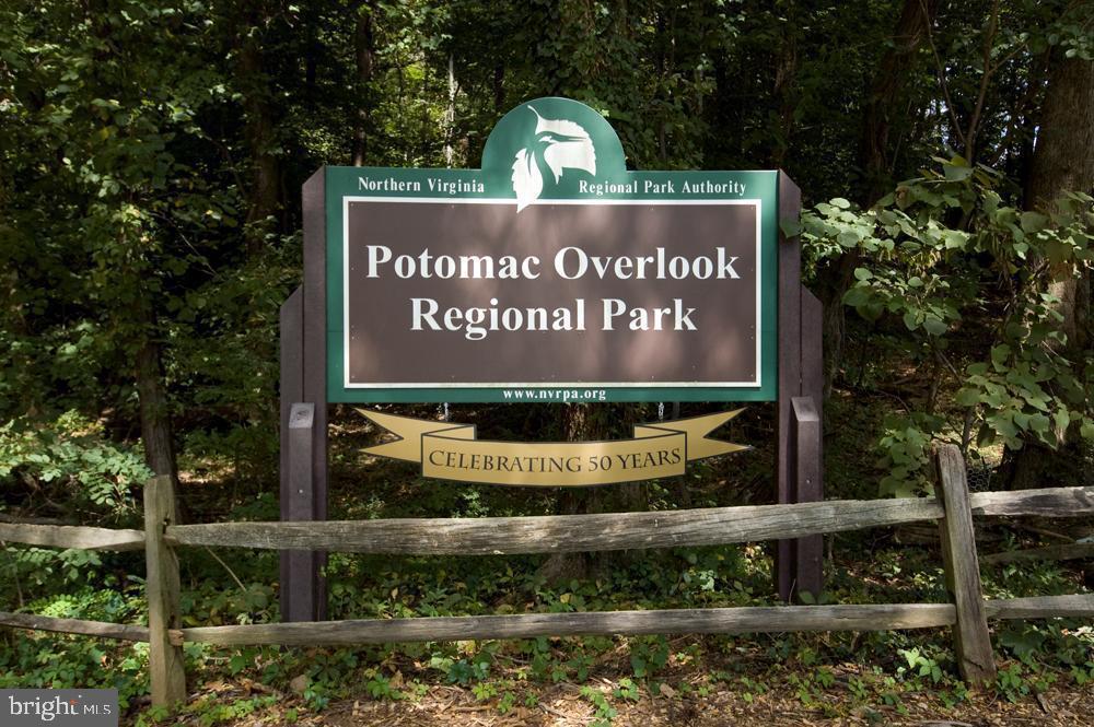 LEE HEIGHTS - Residential