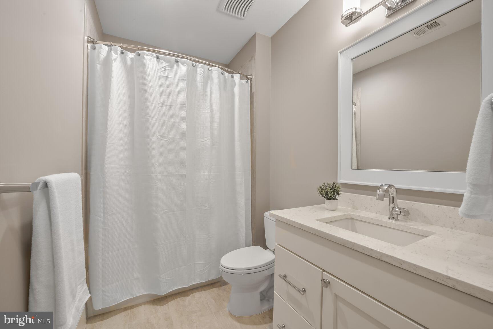 LEE HEIGHTS - Residential