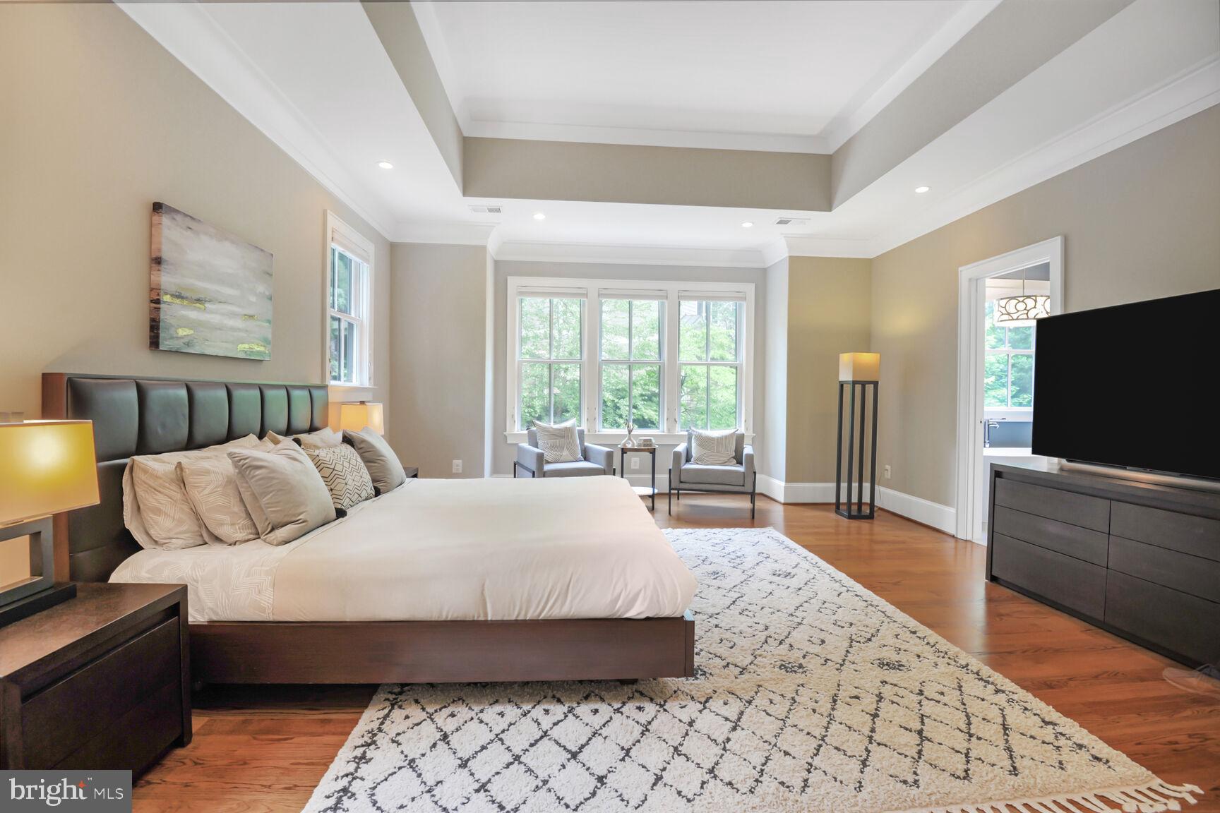 LEE HEIGHTS - Residential