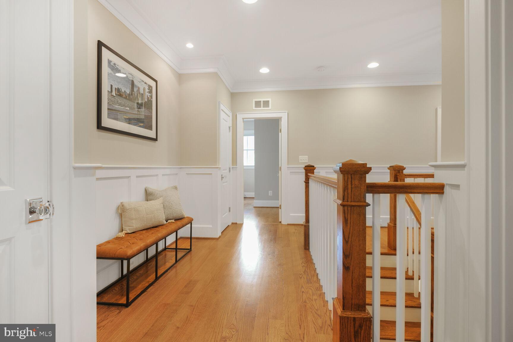 LEE HEIGHTS - Residential