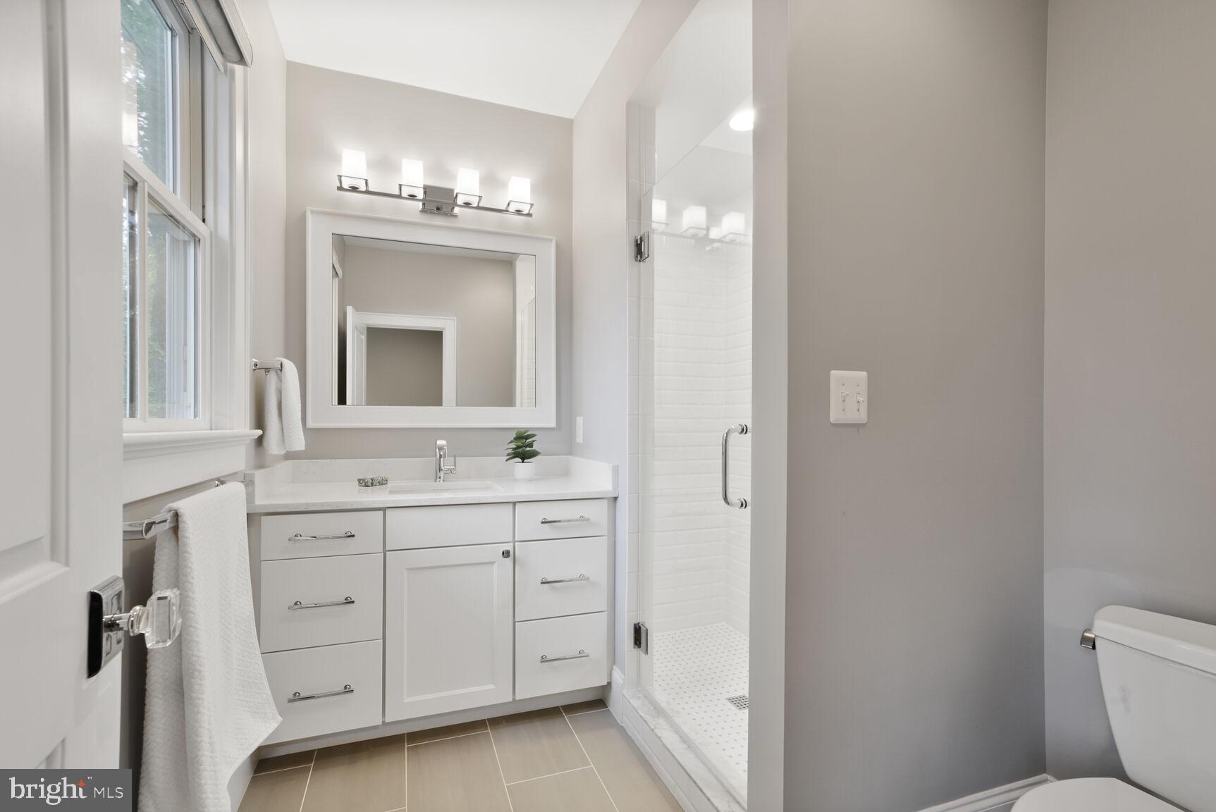 LEE HEIGHTS - Residential