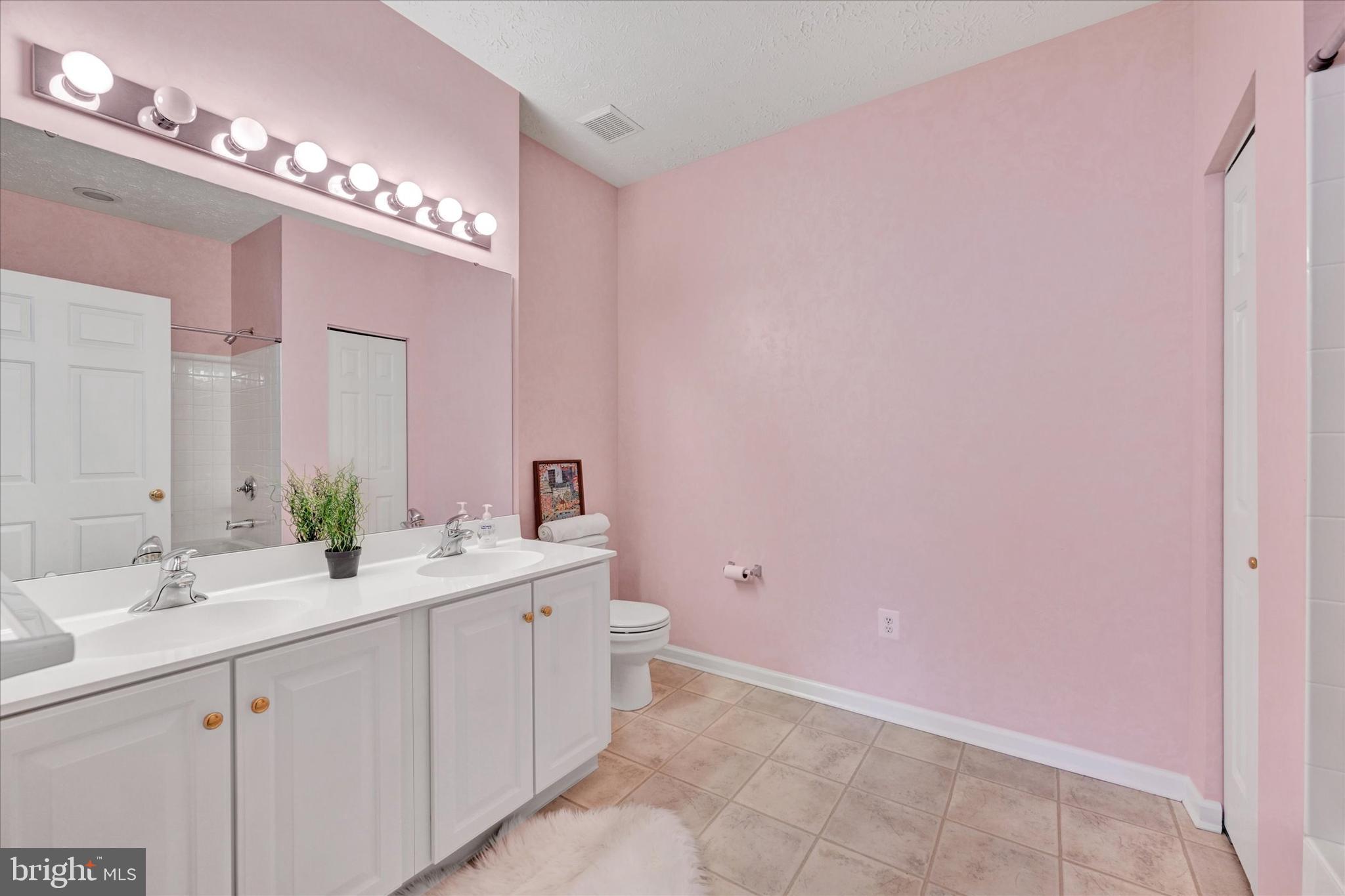 PERRY HALL FARMS GARDEN CONDOS - Residential