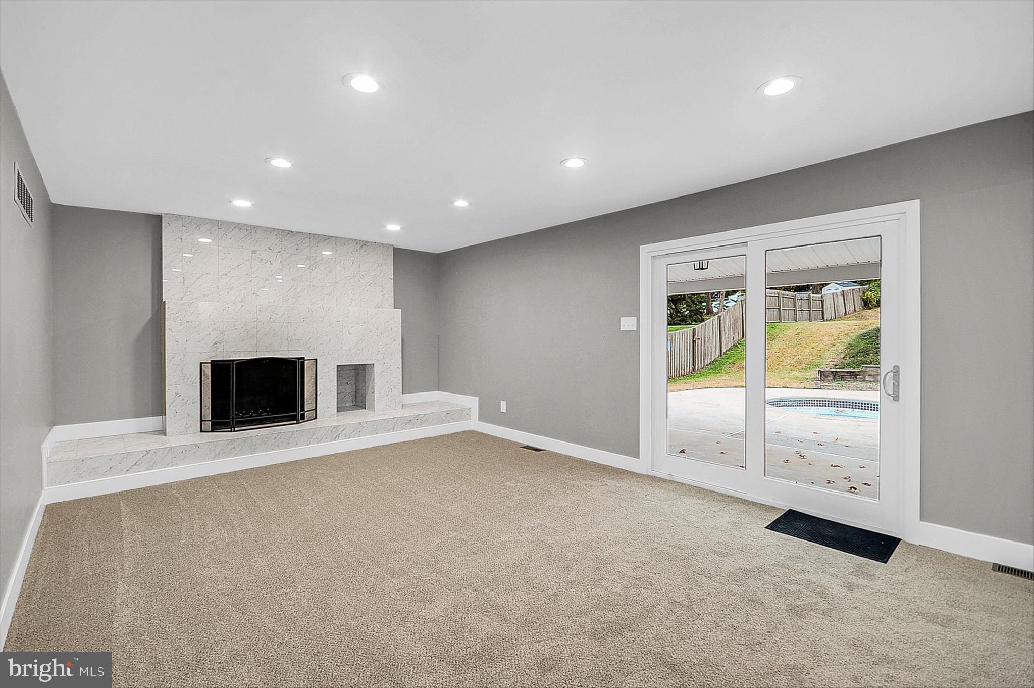 SWEETWATER FARMS - Residential