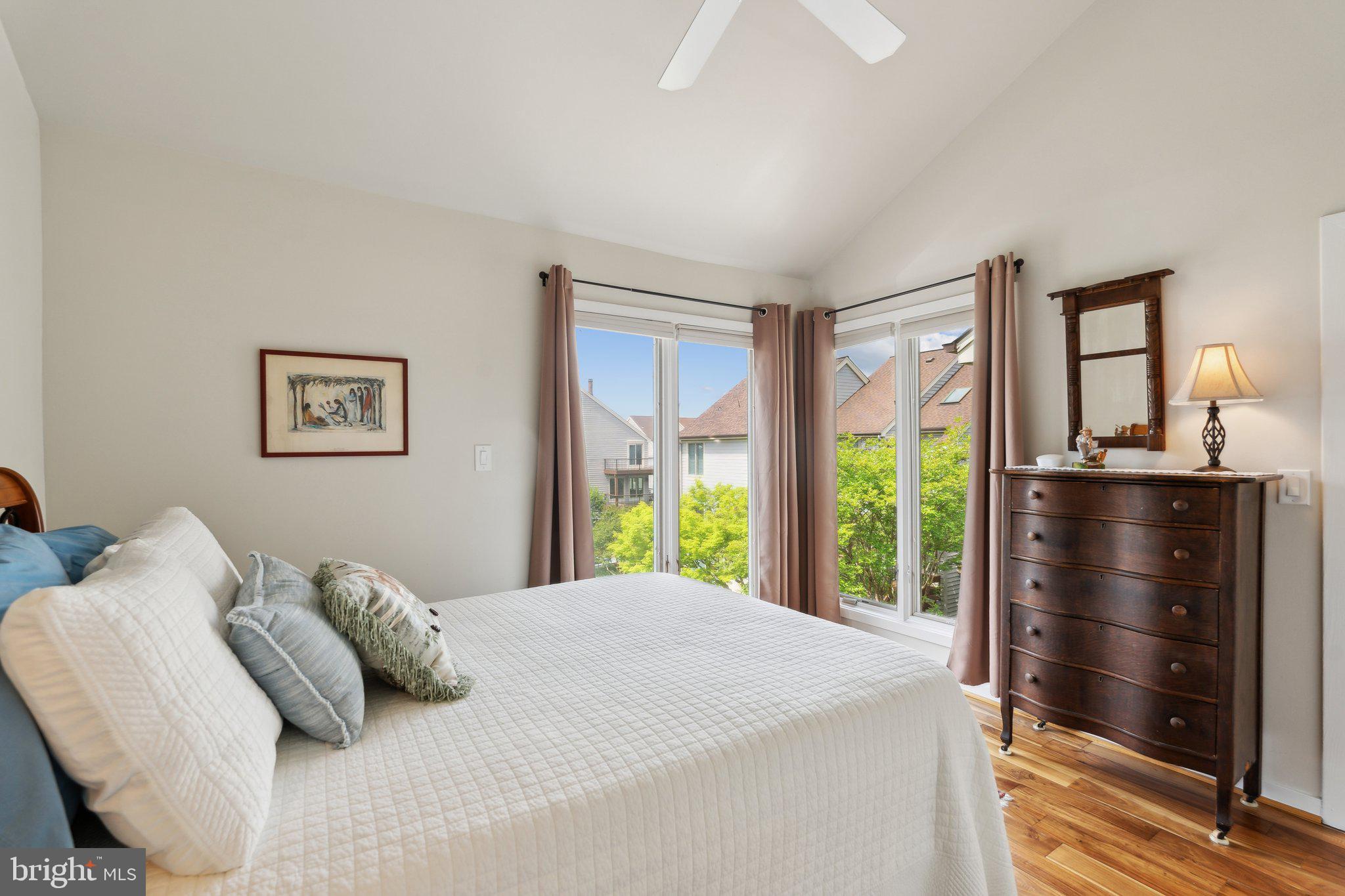 CHESAPEAKE LANDING - Residential