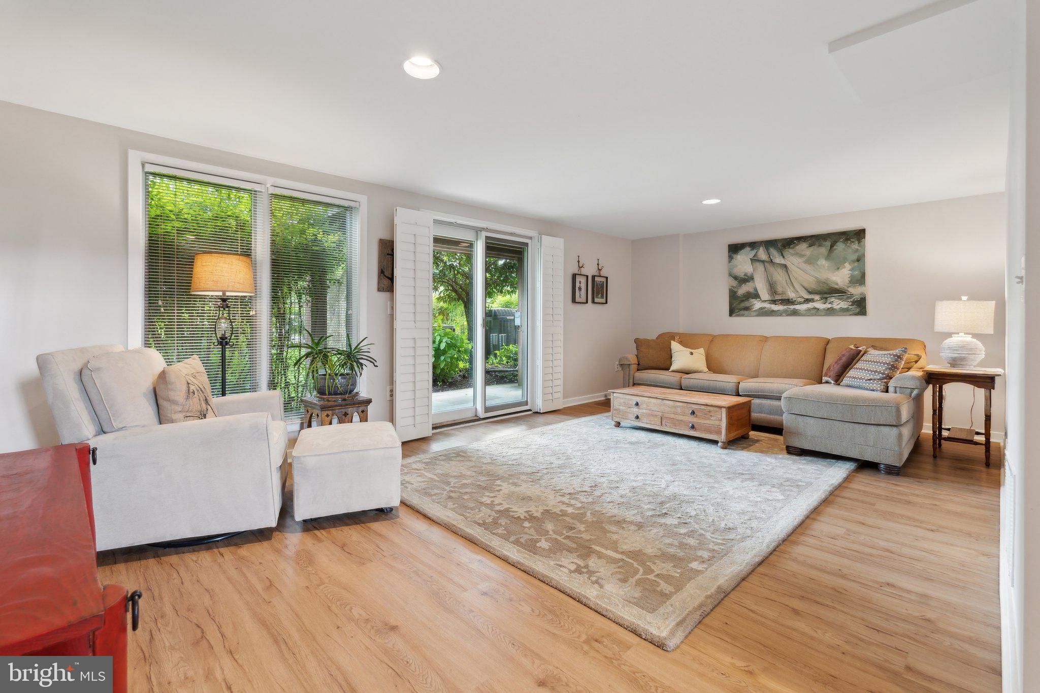 CHESAPEAKE LANDING - Residential