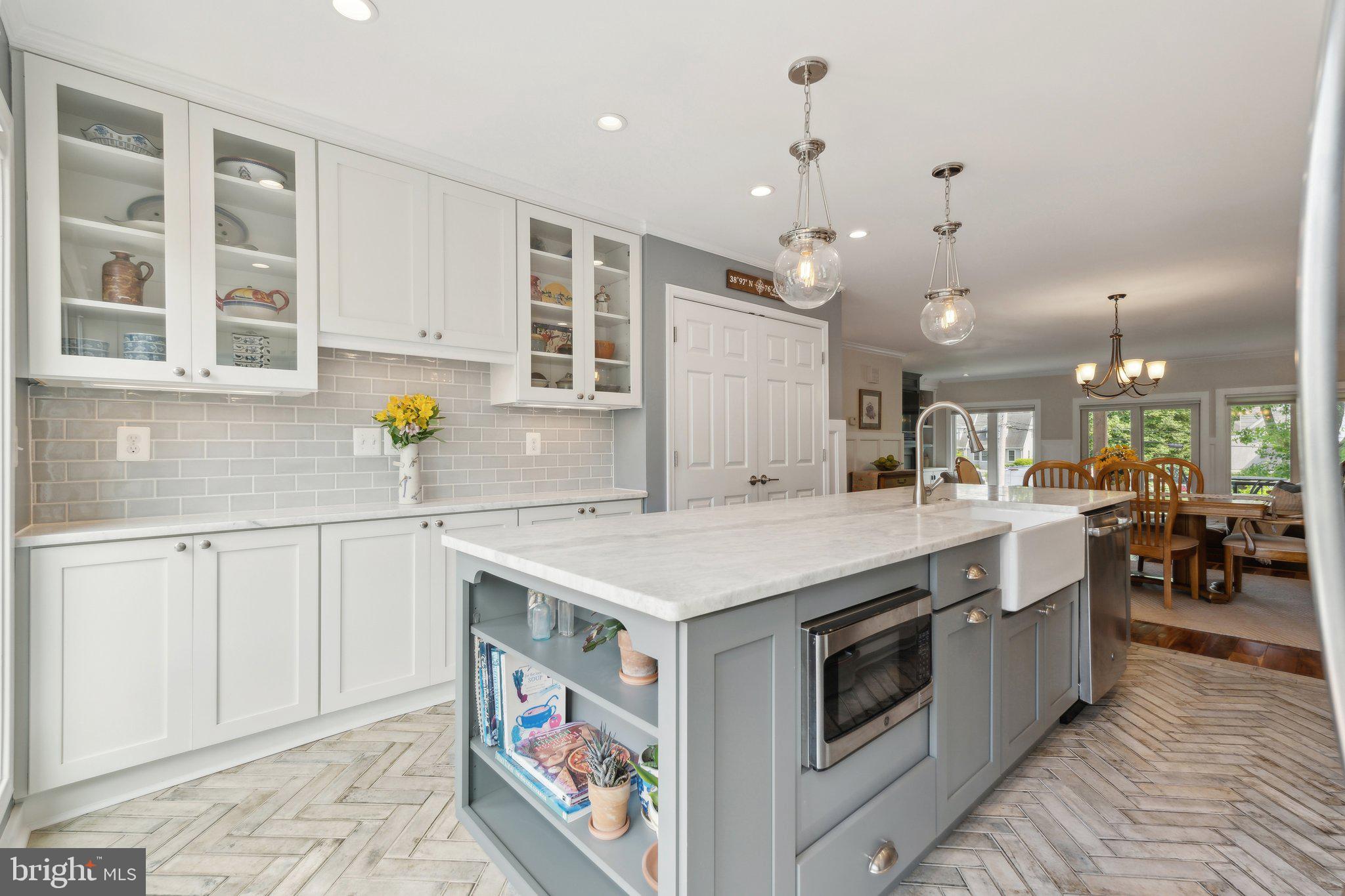 CHESAPEAKE LANDING - Residential