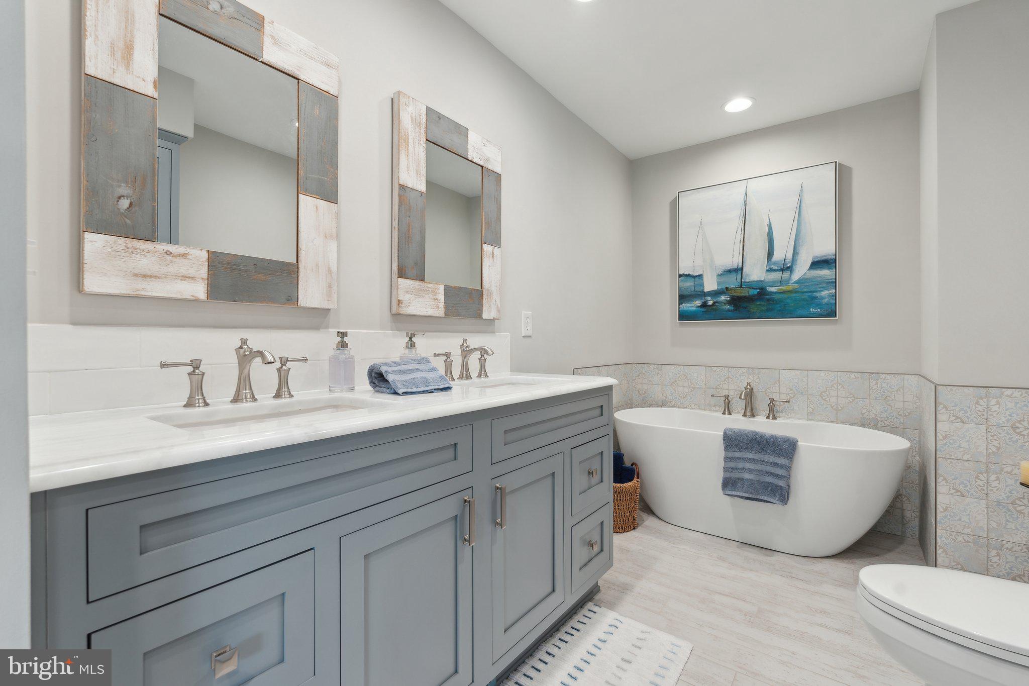 CHESAPEAKE LANDING - Residential