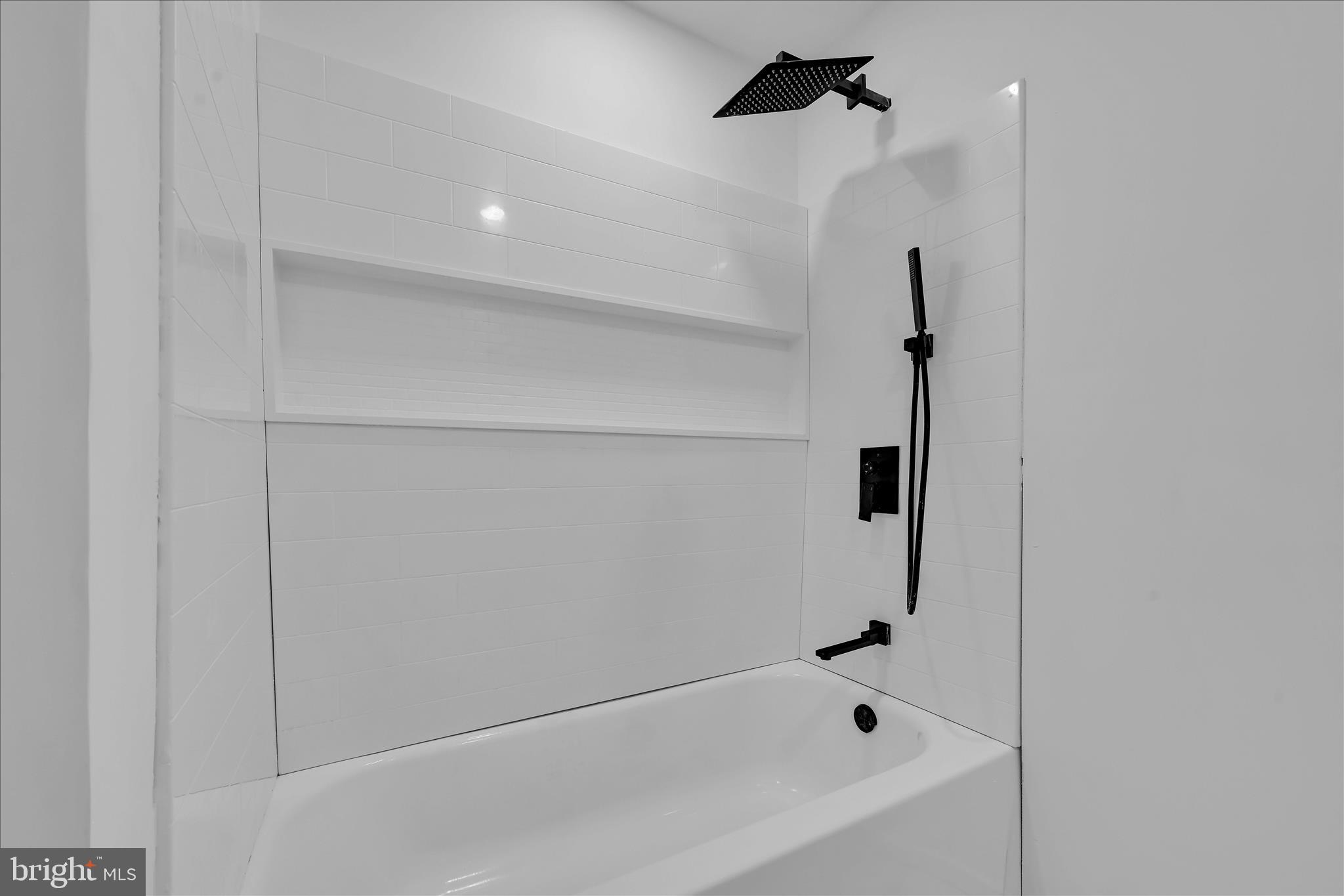 WEST END - Residential