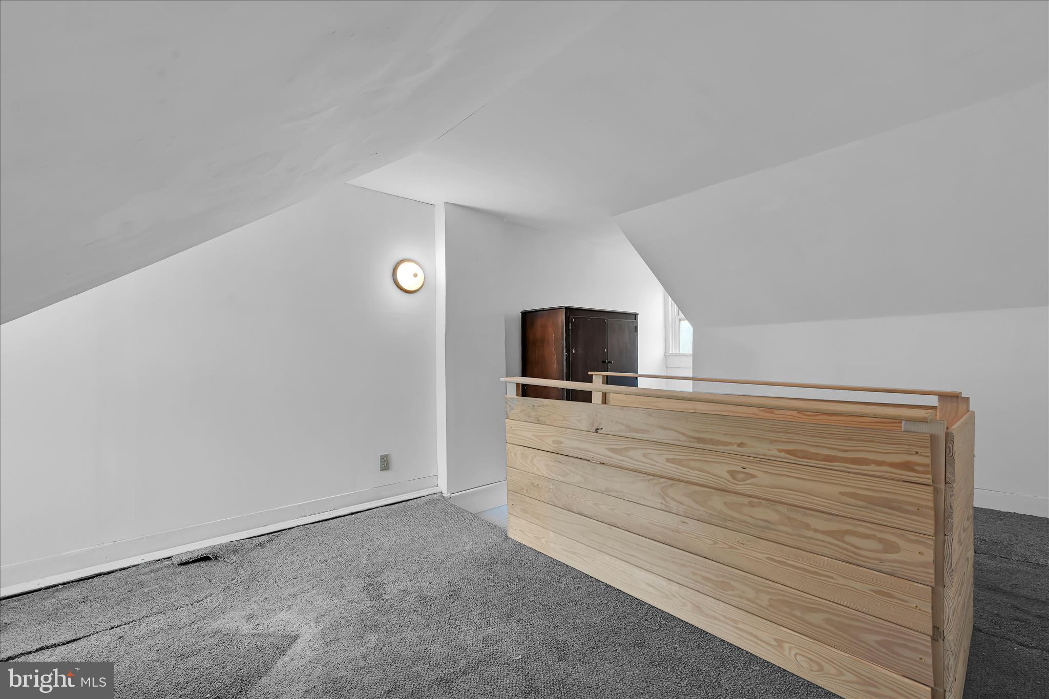 WEST END - Residential