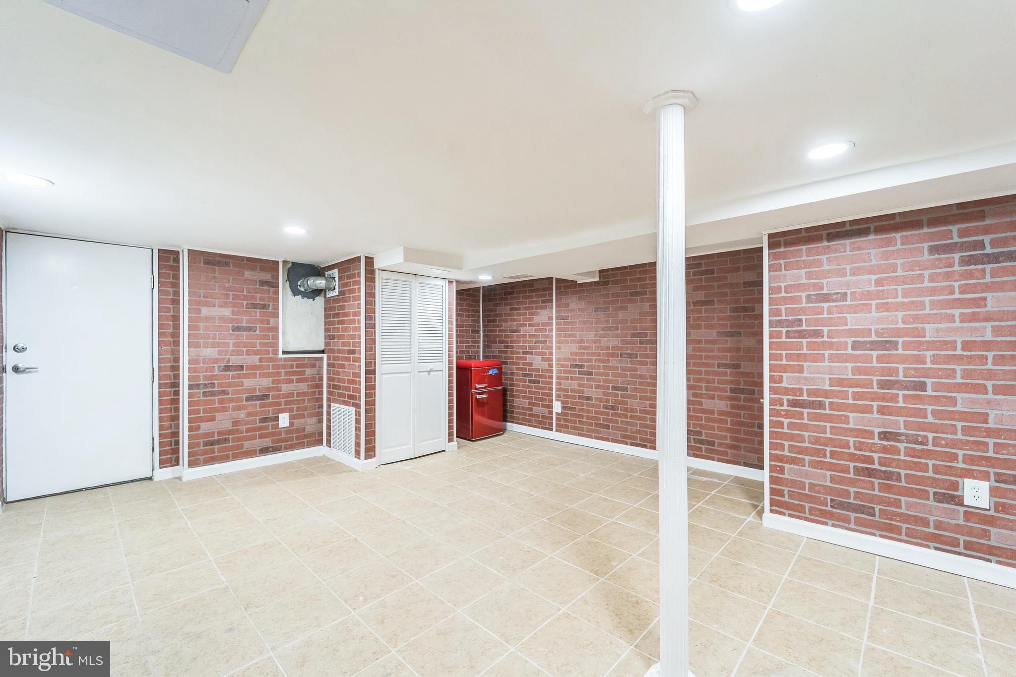BROOKLYN - Residential
