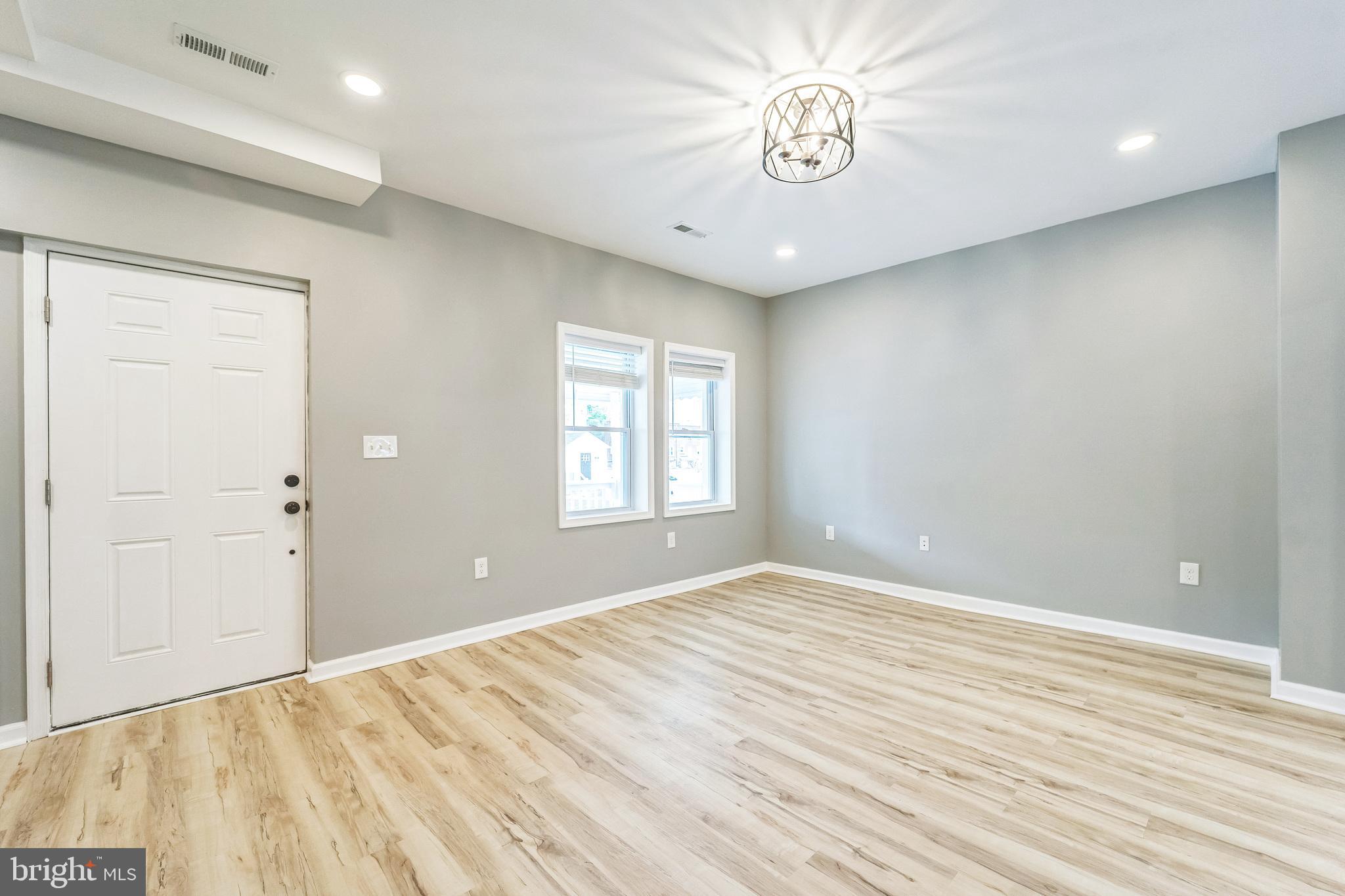 BROOKLYN - Residential