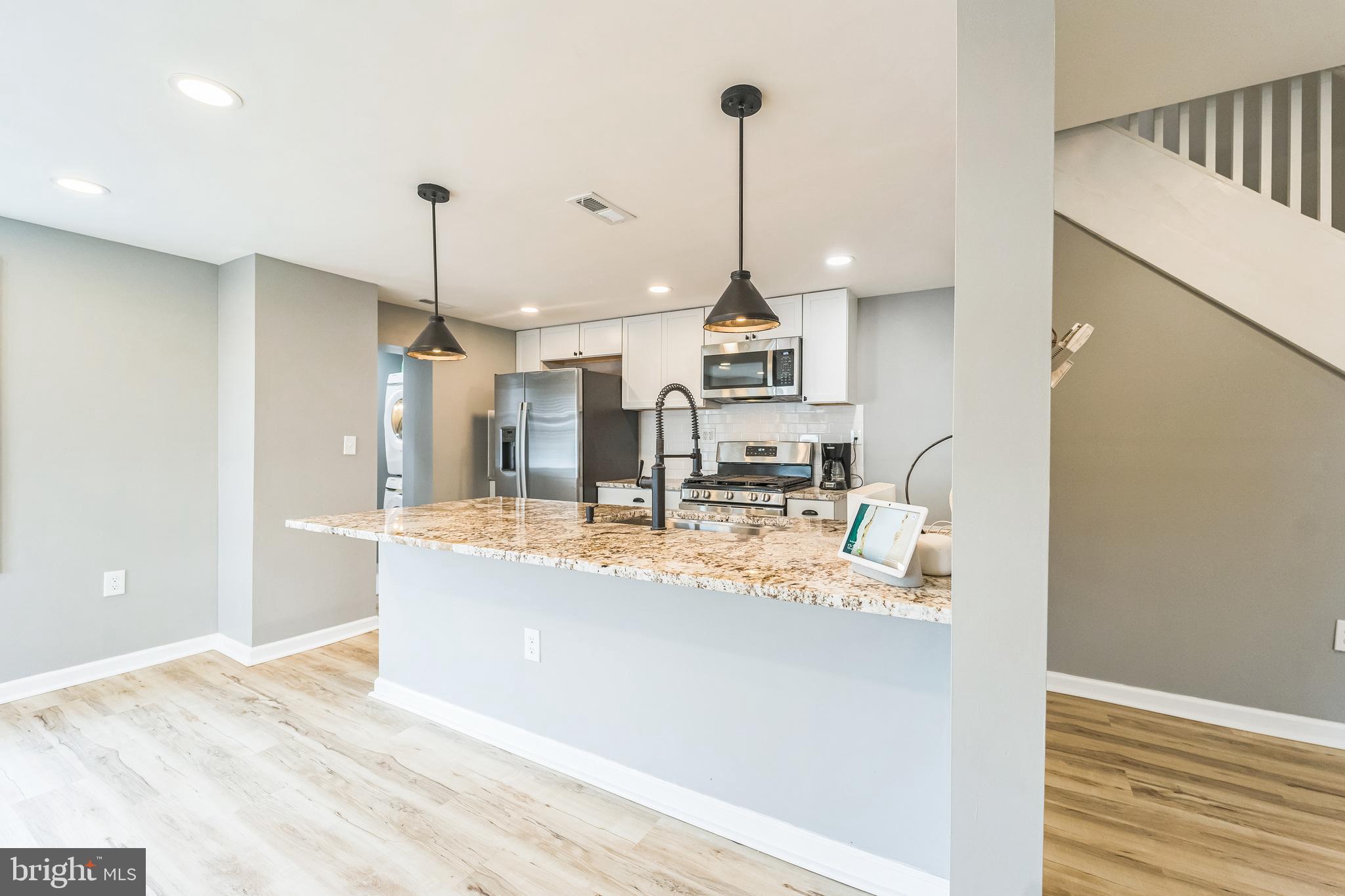 BROOKLYN - Residential