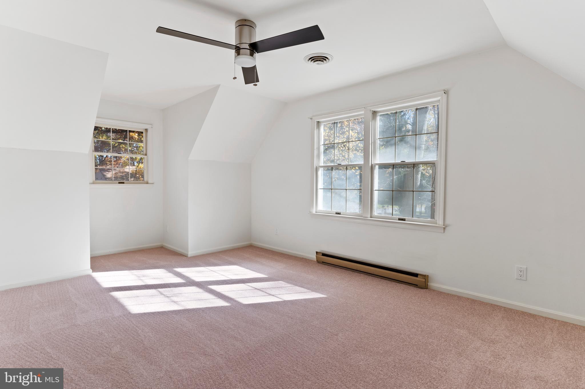 PENN NATIONAL GOLF COURSE COMMUNITY - Residential