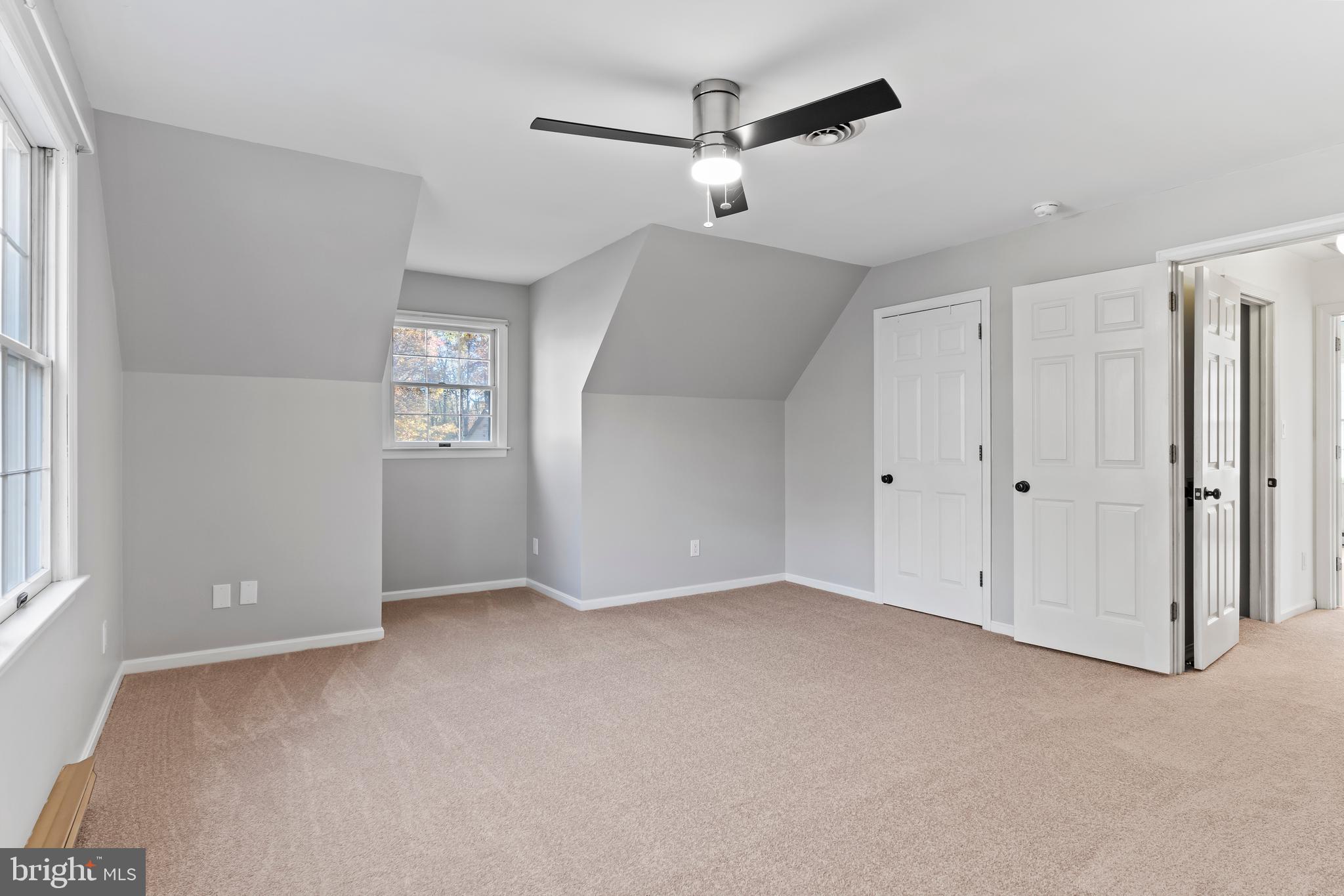 PENN NATIONAL GOLF COURSE COMMUNITY - Residential