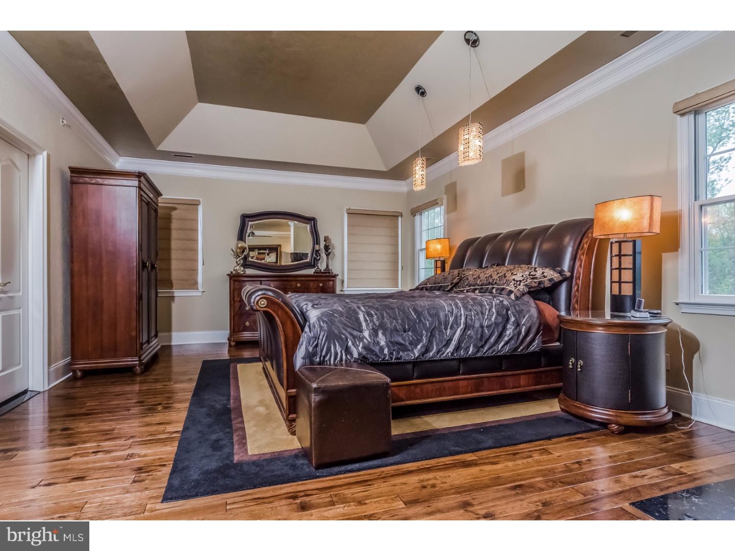 CHAPMANS CORNER - Residential