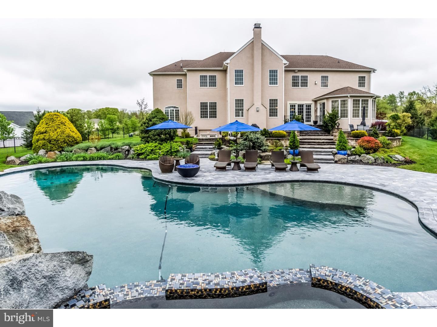 CHAPMANS CORNER - Residential