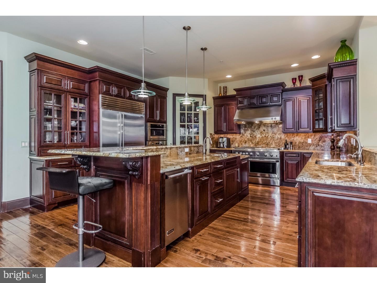 CHAPMANS CORNER - Residential