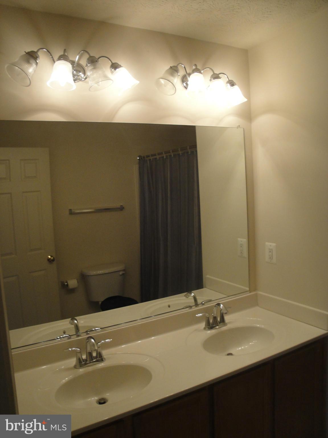 WILDERNESS SHORES - Residential Lease