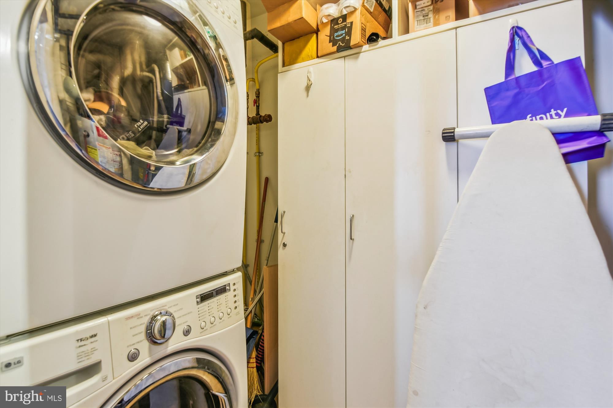 BRECO CONDOMINIUMS - Residential