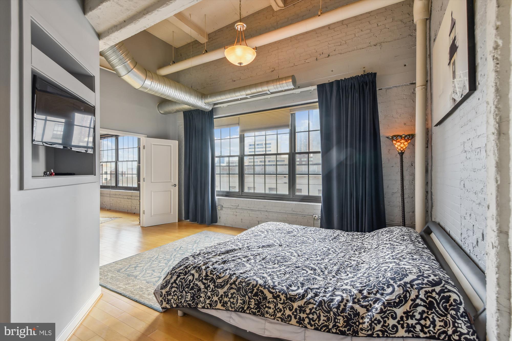 BRECO CONDOMINIUMS - Residential