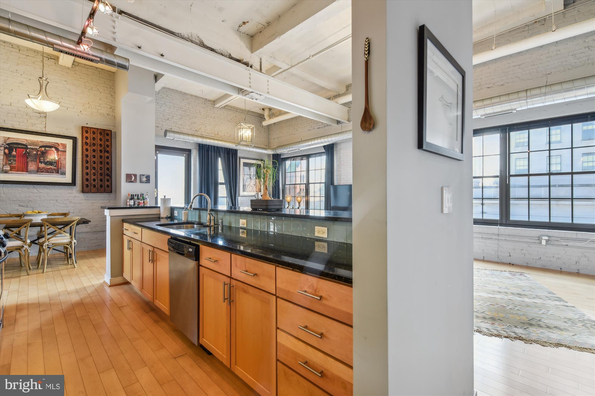 BRECO CONDOMINIUMS - Residential