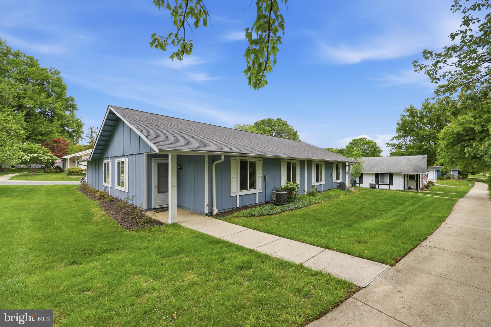 ROSSMOOR MUTUAL #13 - Residential