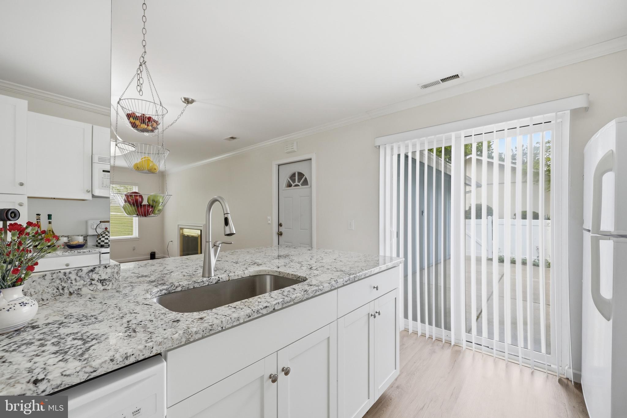 ROSSMOOR MUTUAL #13 - Residential