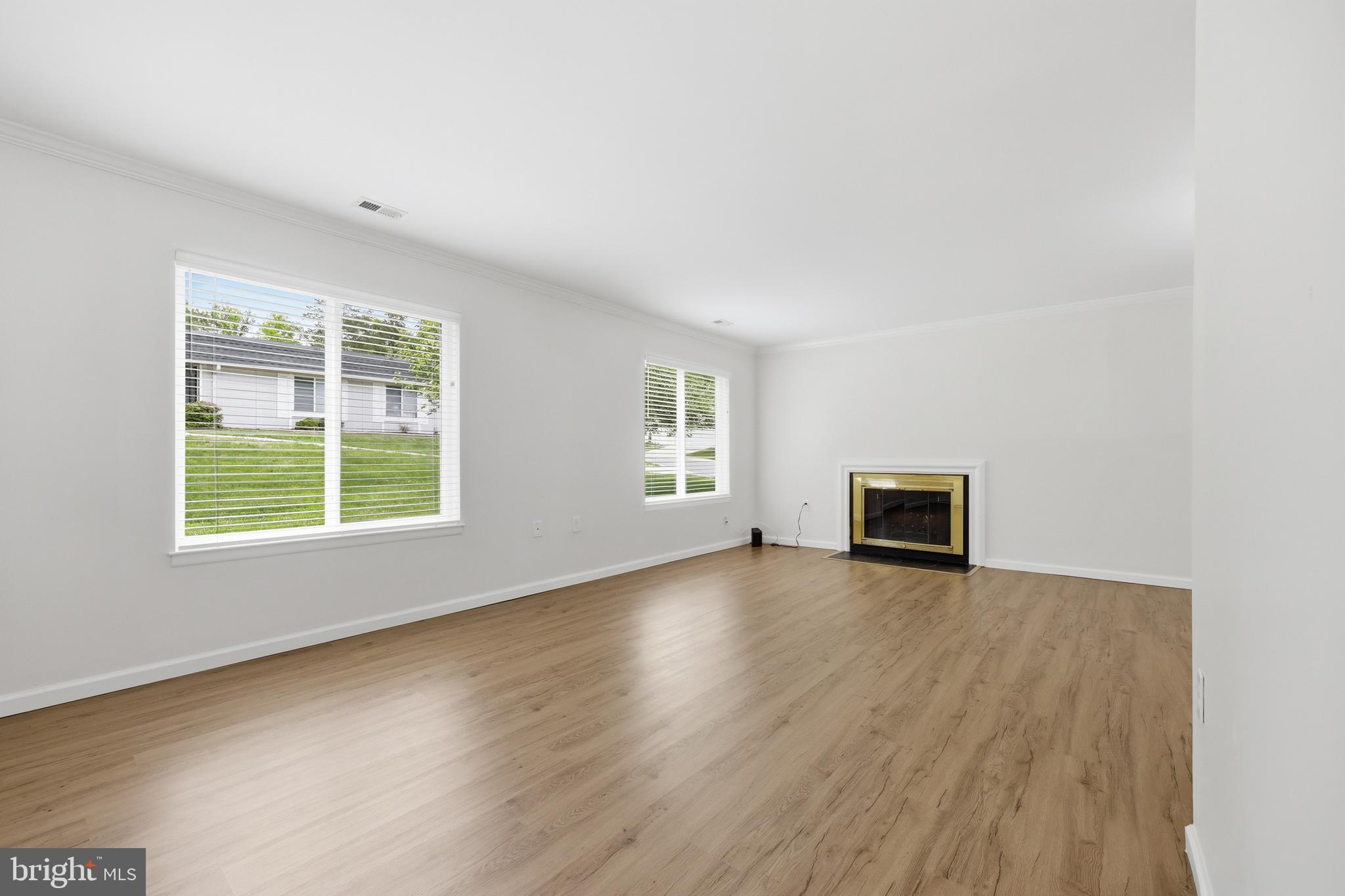 ROSSMOOR MUTUAL #13 - Residential