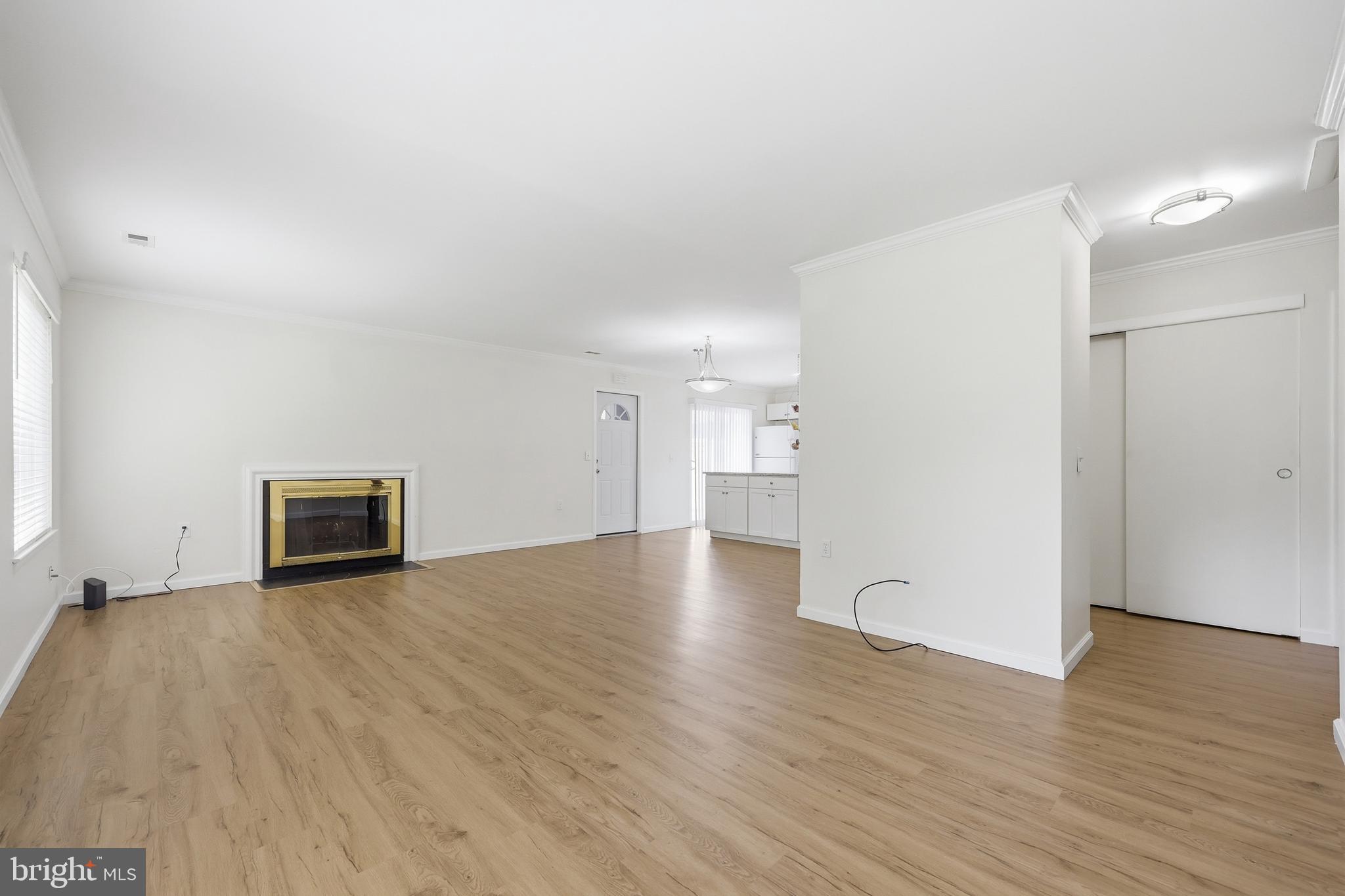 ROSSMOOR MUTUAL #13 - Residential