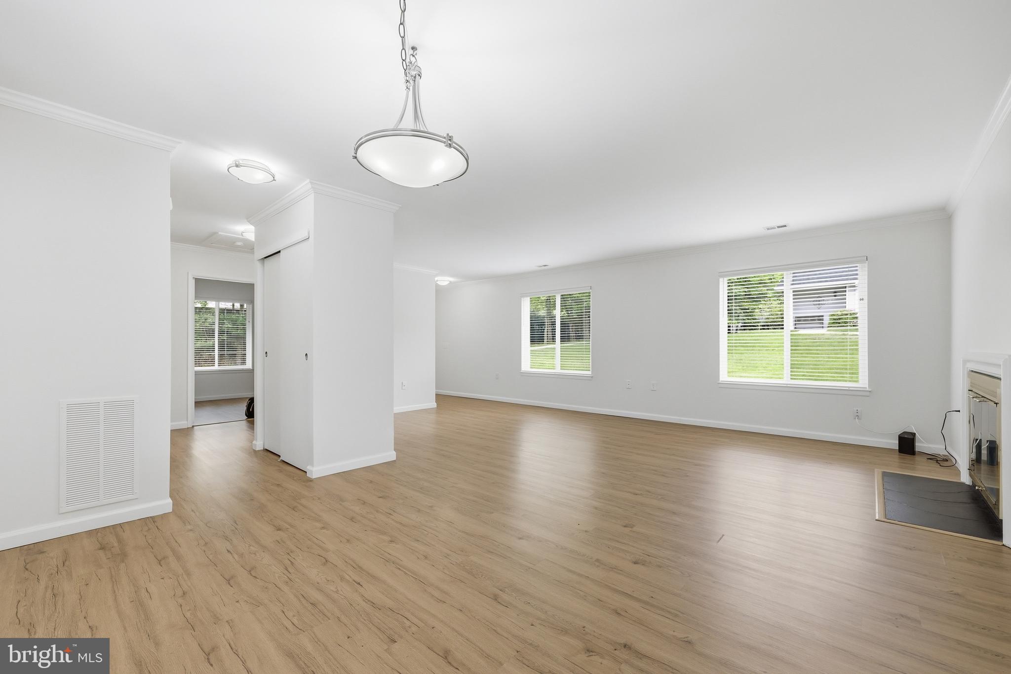 ROSSMOOR MUTUAL #13 - Residential