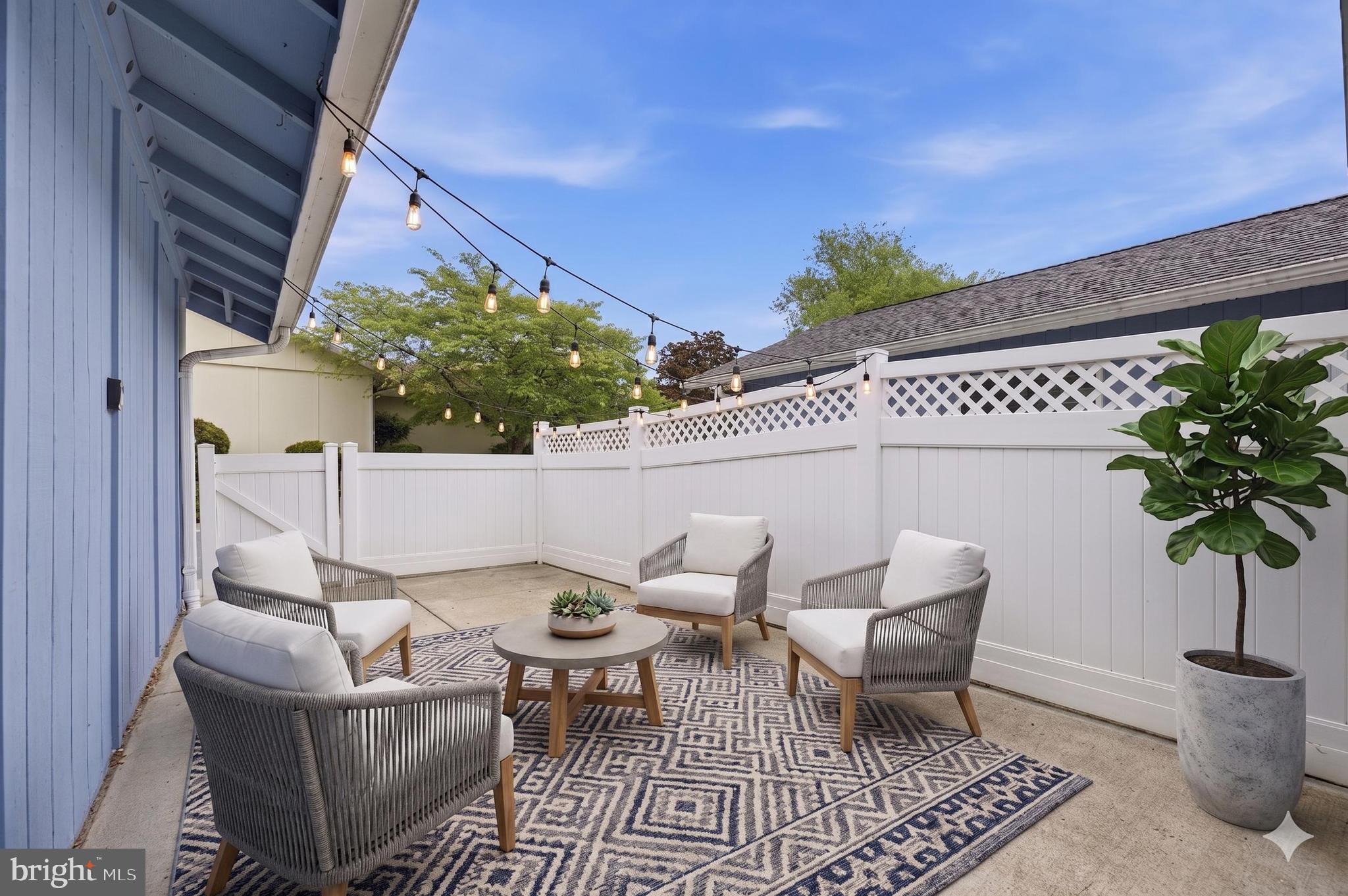 ROSSMOOR MUTUAL #13 - Residential
