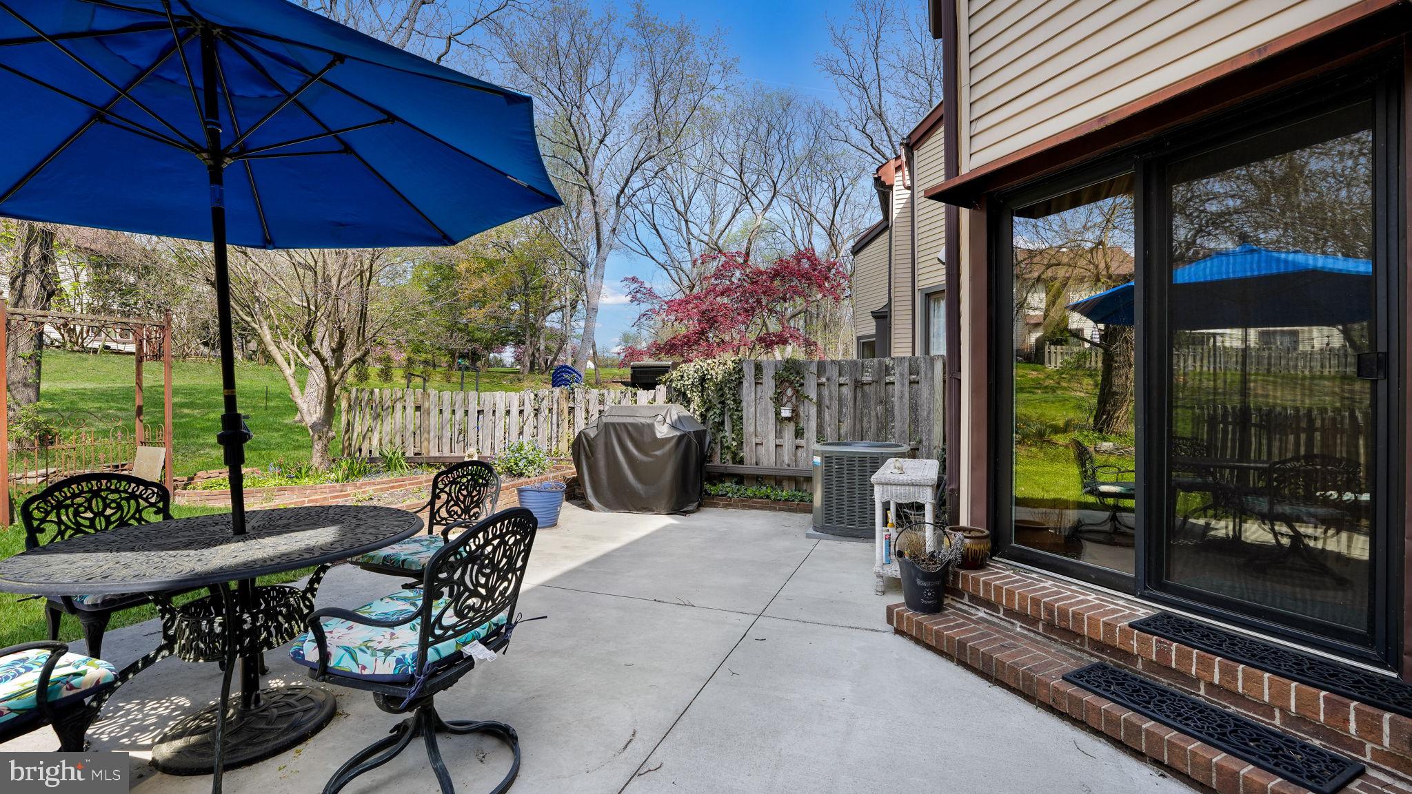 HEADLEY TRACE - Residential