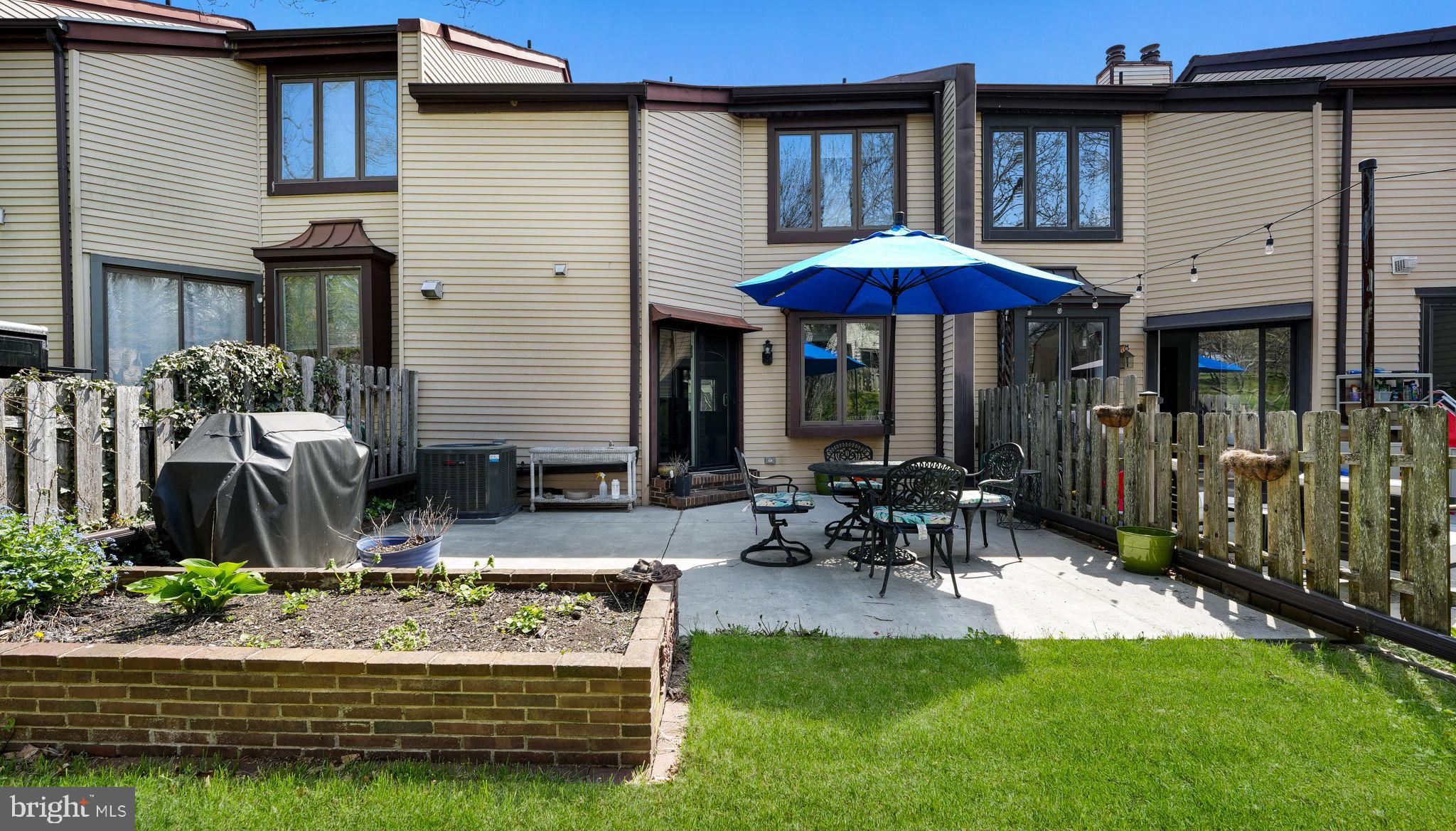 HEADLEY TRACE - Residential