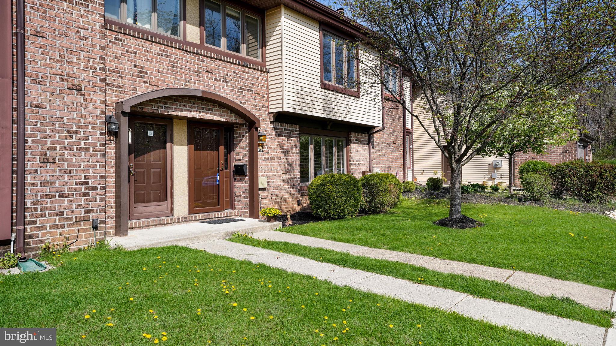 HEADLEY TRACE - Residential