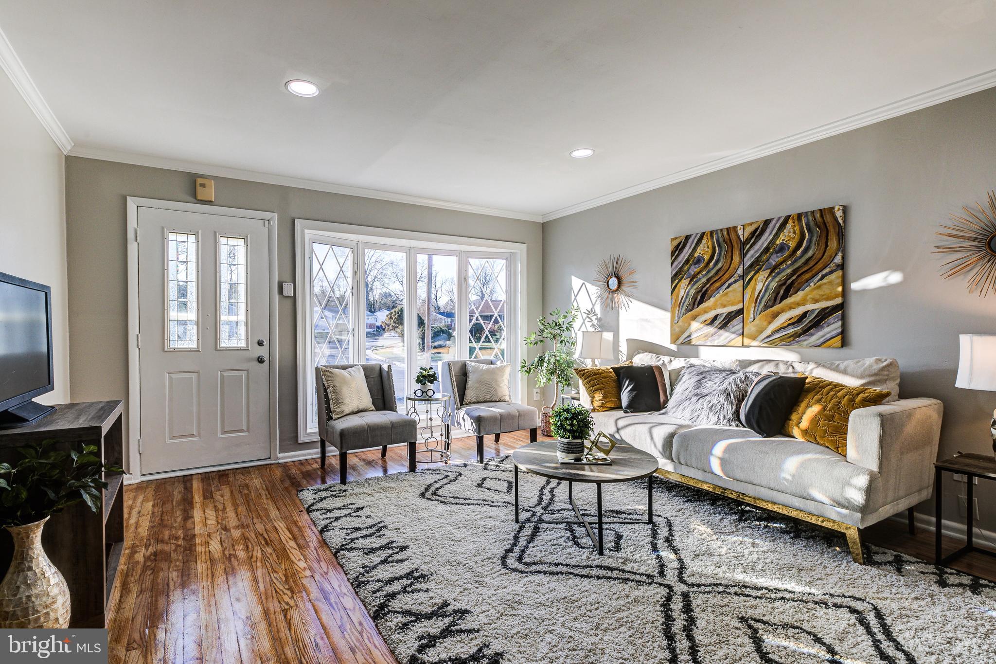 SUBURBIA - Residential