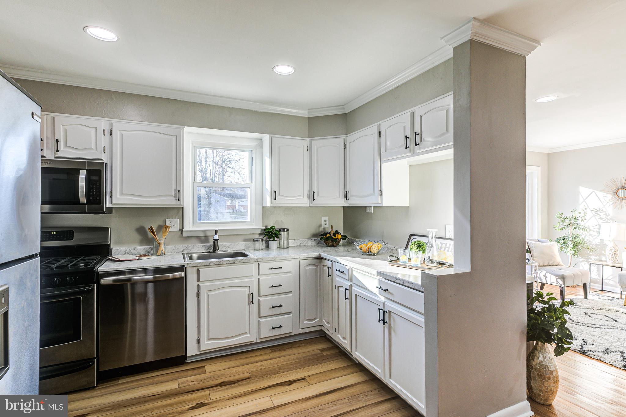 SUBURBIA - Residential