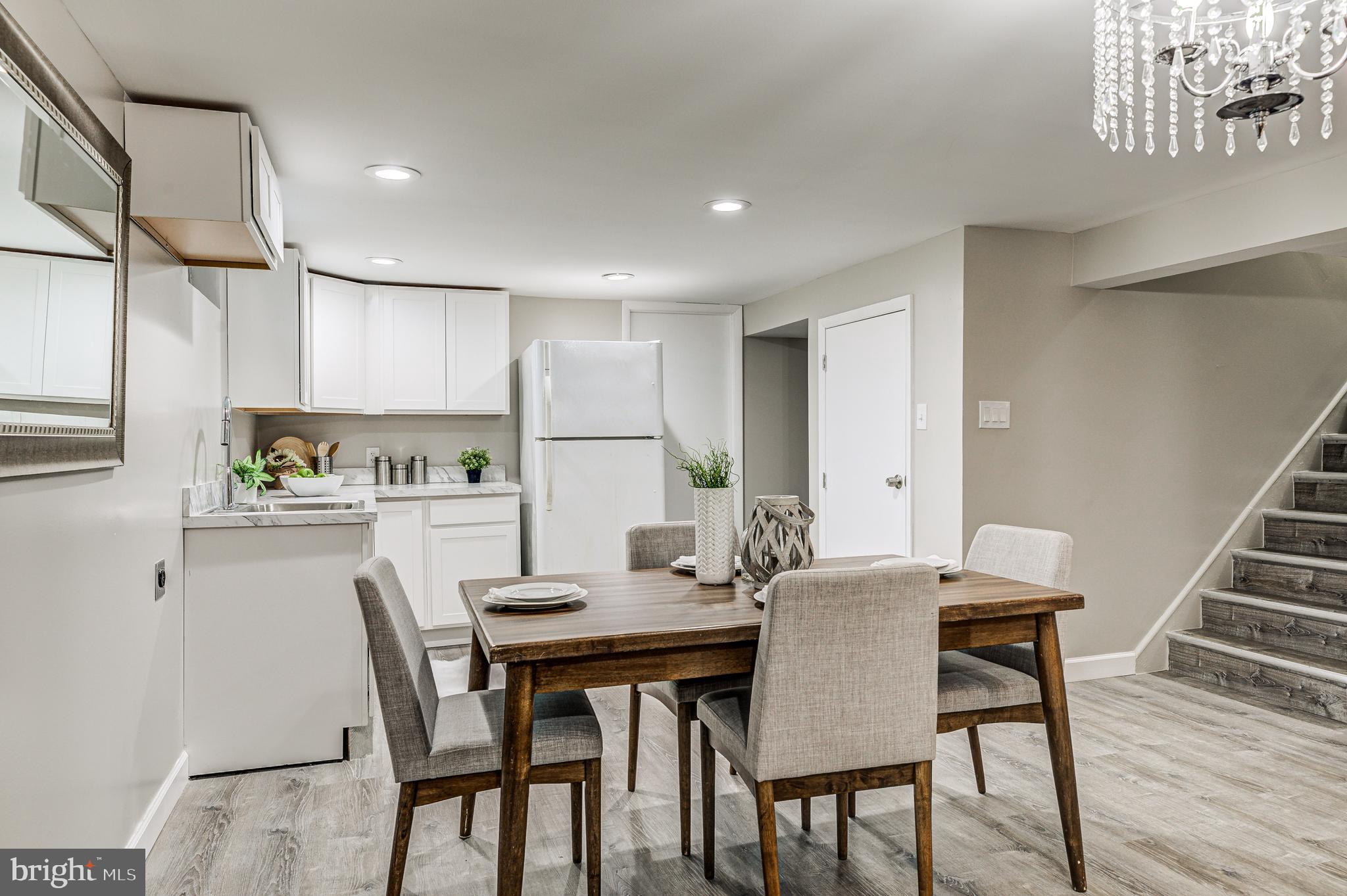 SUBURBIA - Residential