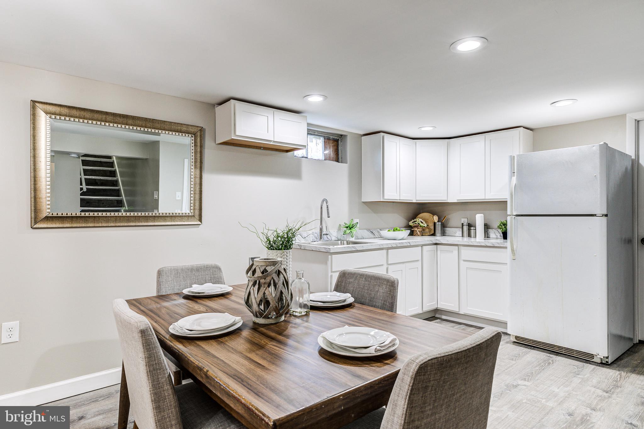 SUBURBIA - Residential