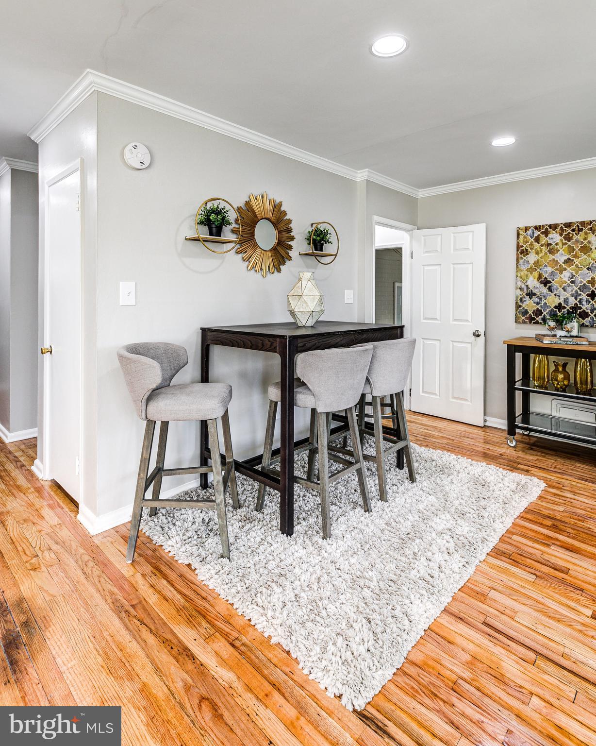 SUBURBIA - Residential