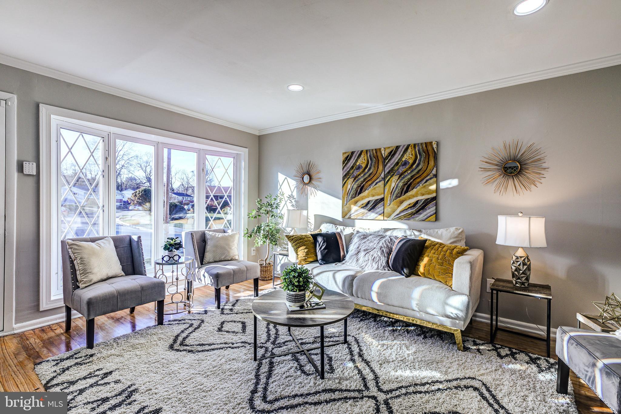 SUBURBIA - Residential