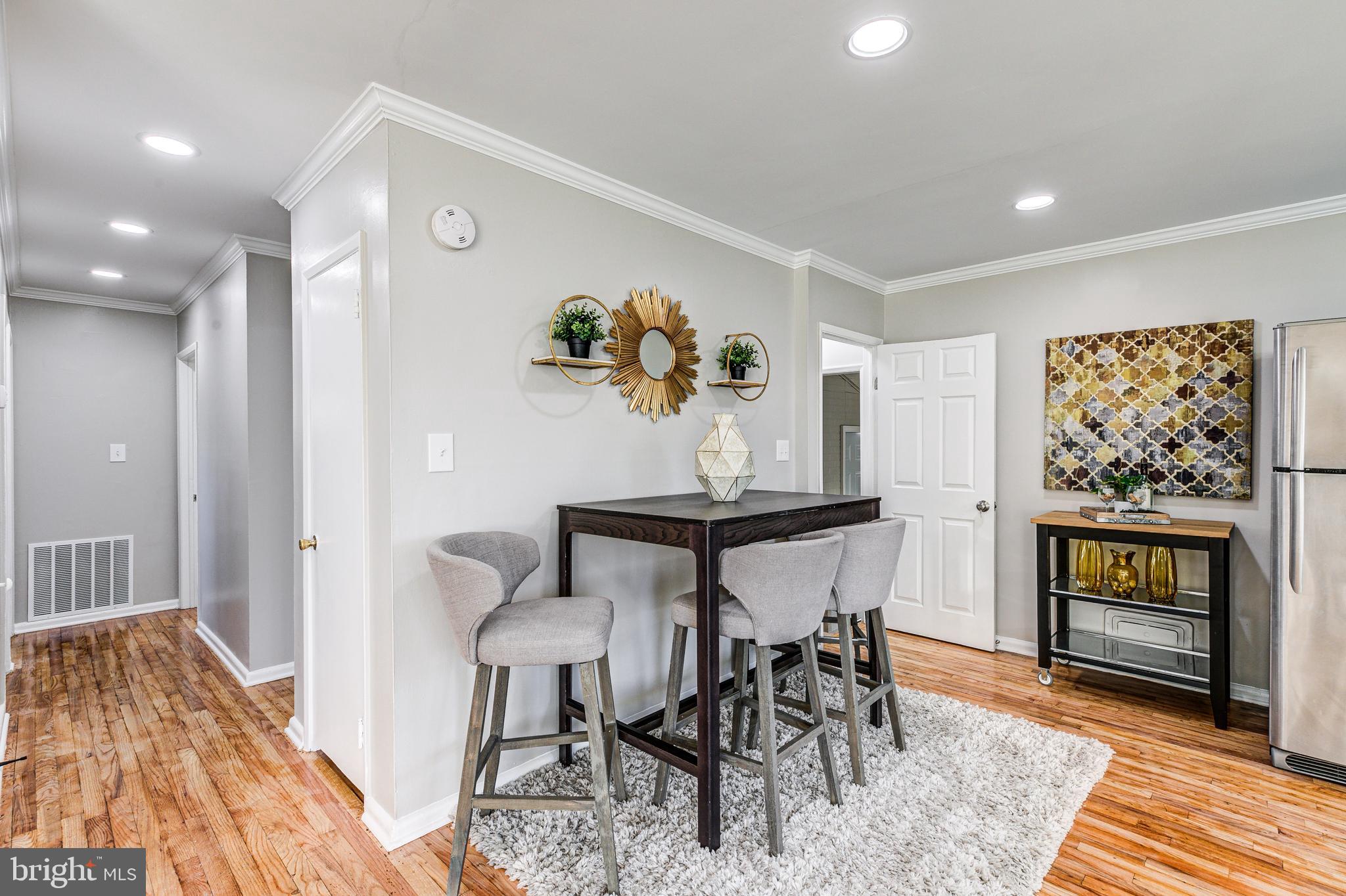 SUBURBIA - Residential