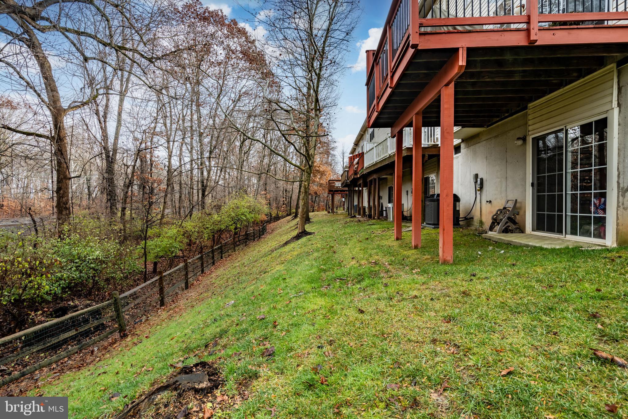 WHITELAND WOODS - Residential