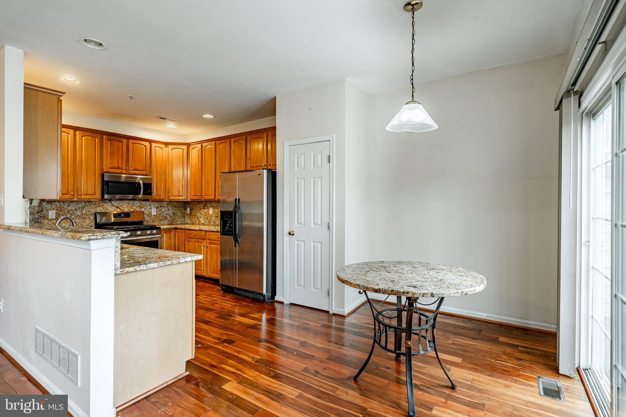 WHITELAND WOODS - Residential