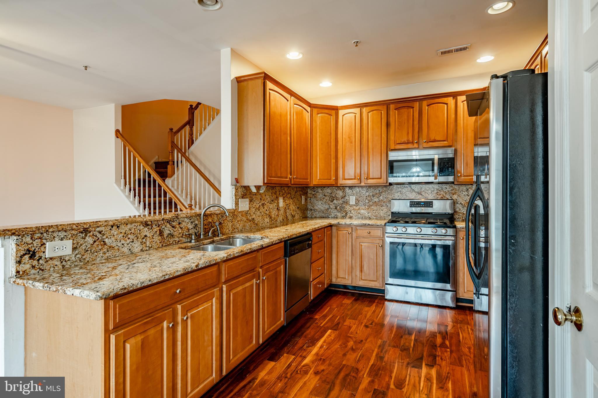 WHITELAND WOODS - Residential