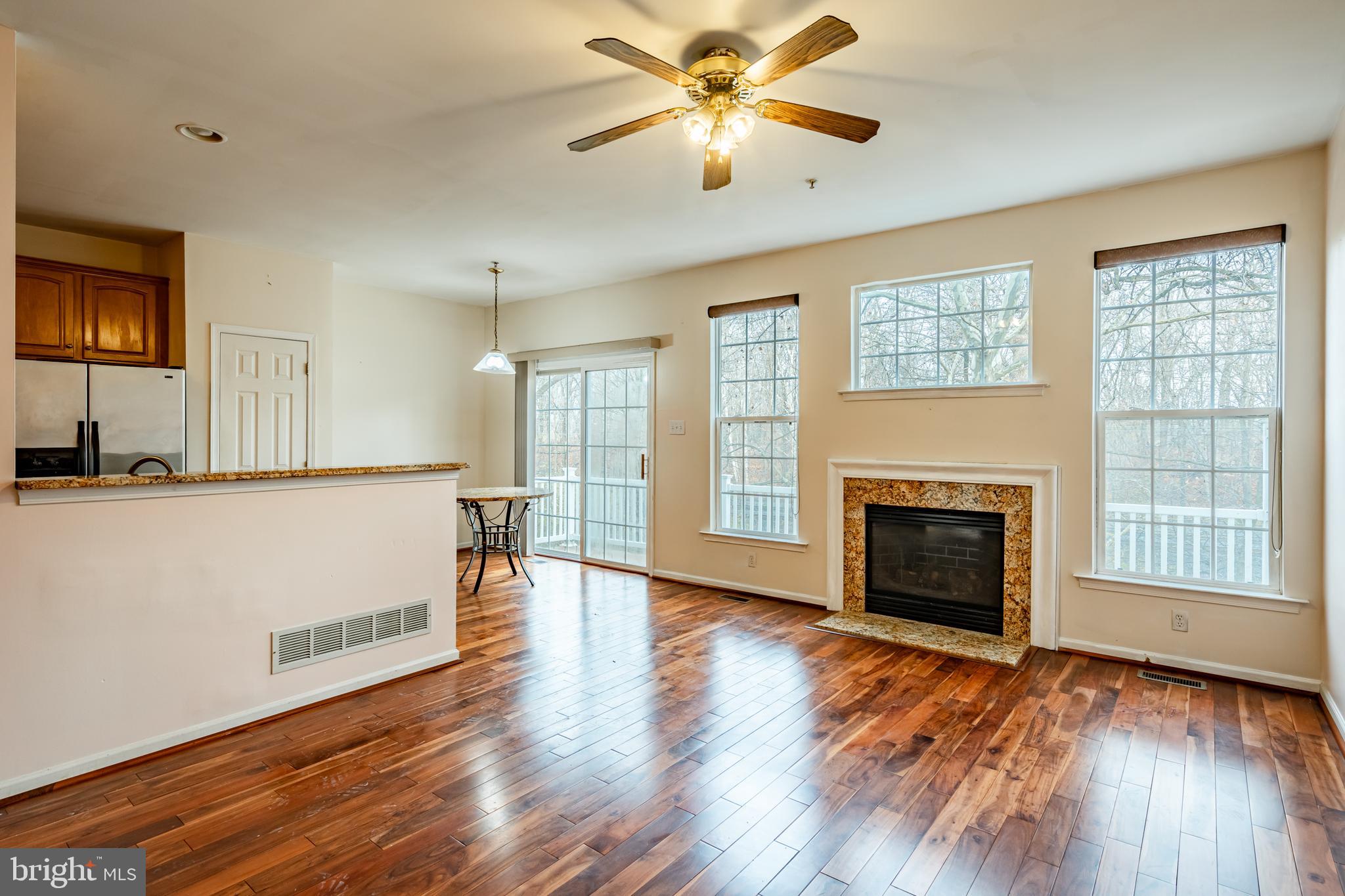 WHITELAND WOODS - Residential