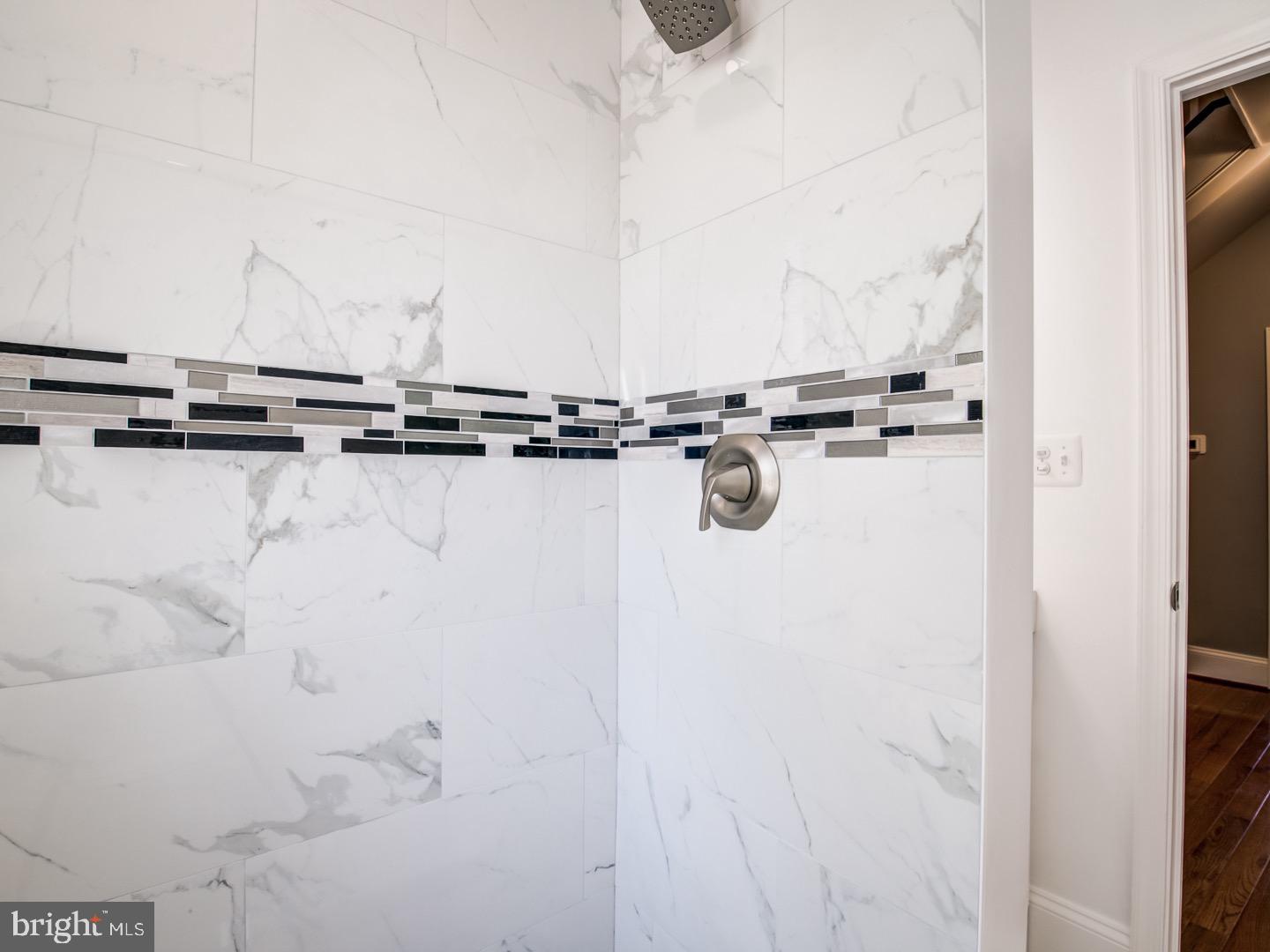 LEDROIT PARK - Residential Lease