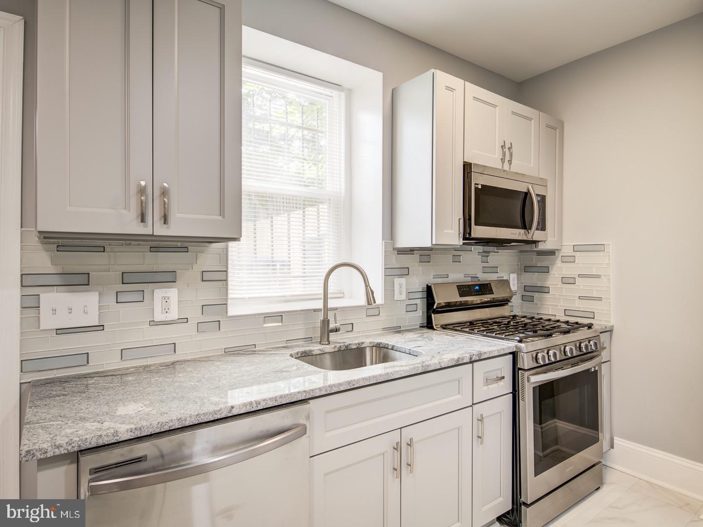 LEDROIT PARK - Residential Lease